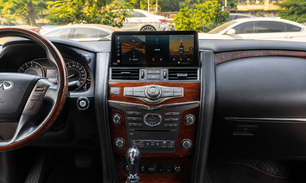 Unidade central Android do Nissan Patrol Y62